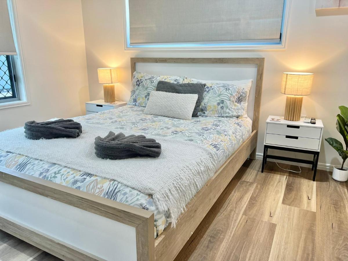 Bundys Best! Modern Luxury In The Heart Of Town 班达伯格 外观 照片